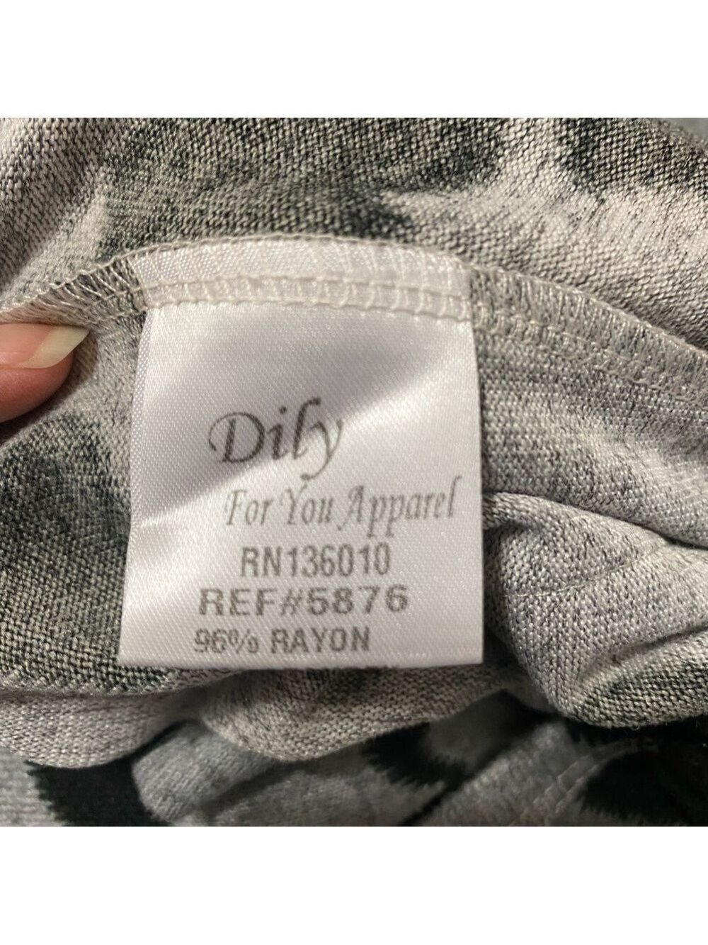 DILI for your apparel Cardigan platonic heart print M/L gray and black - Picture 8 of 9